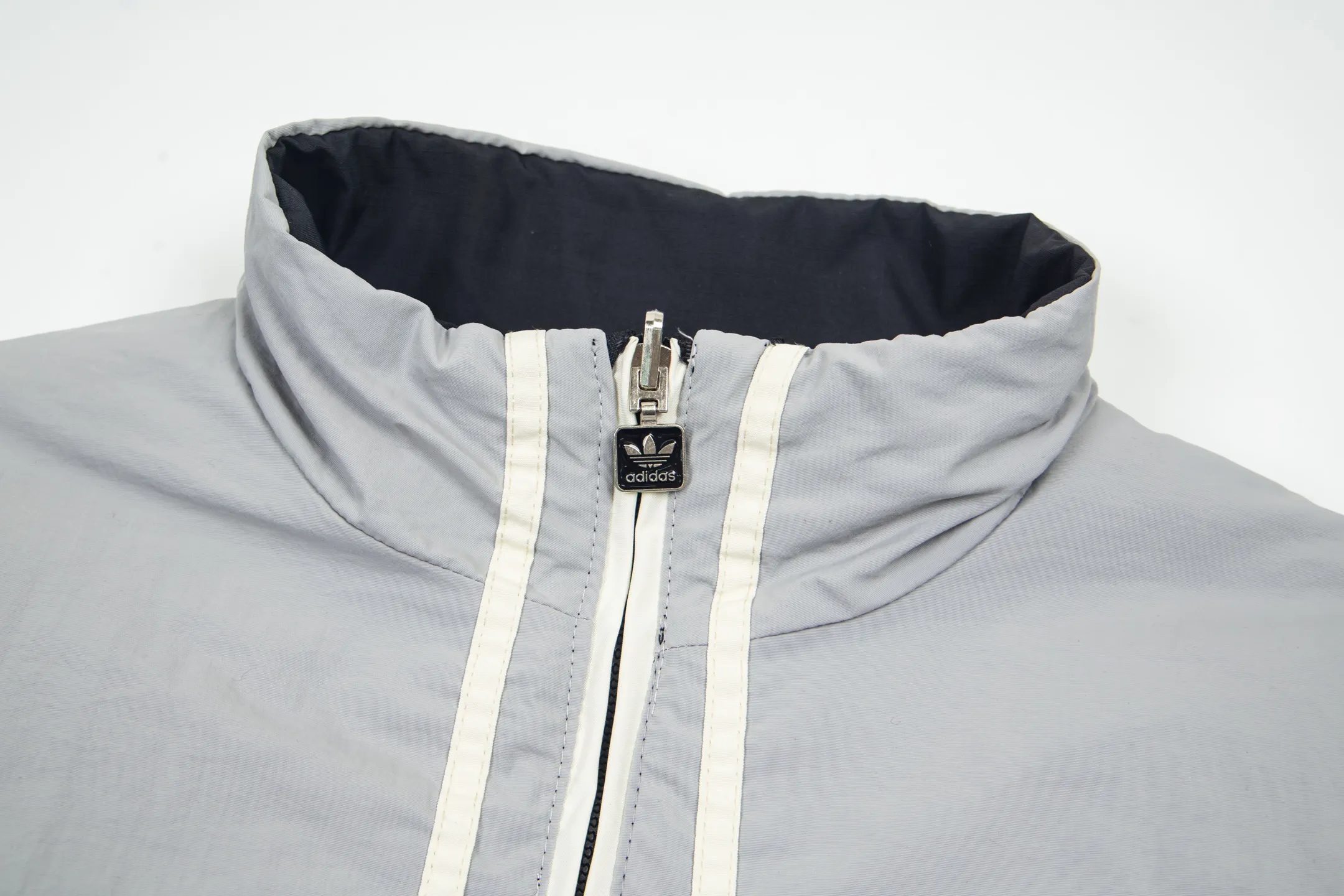 （In Stock ） Adidas originals PADDED 3 adidas ， ！ ， White Dark Blue， ， ！ ， ， ， 。 ！ ， Classic ， 。 Dark Blue Black、 Gray Light Blue， ：A 123# Size:S M L XL